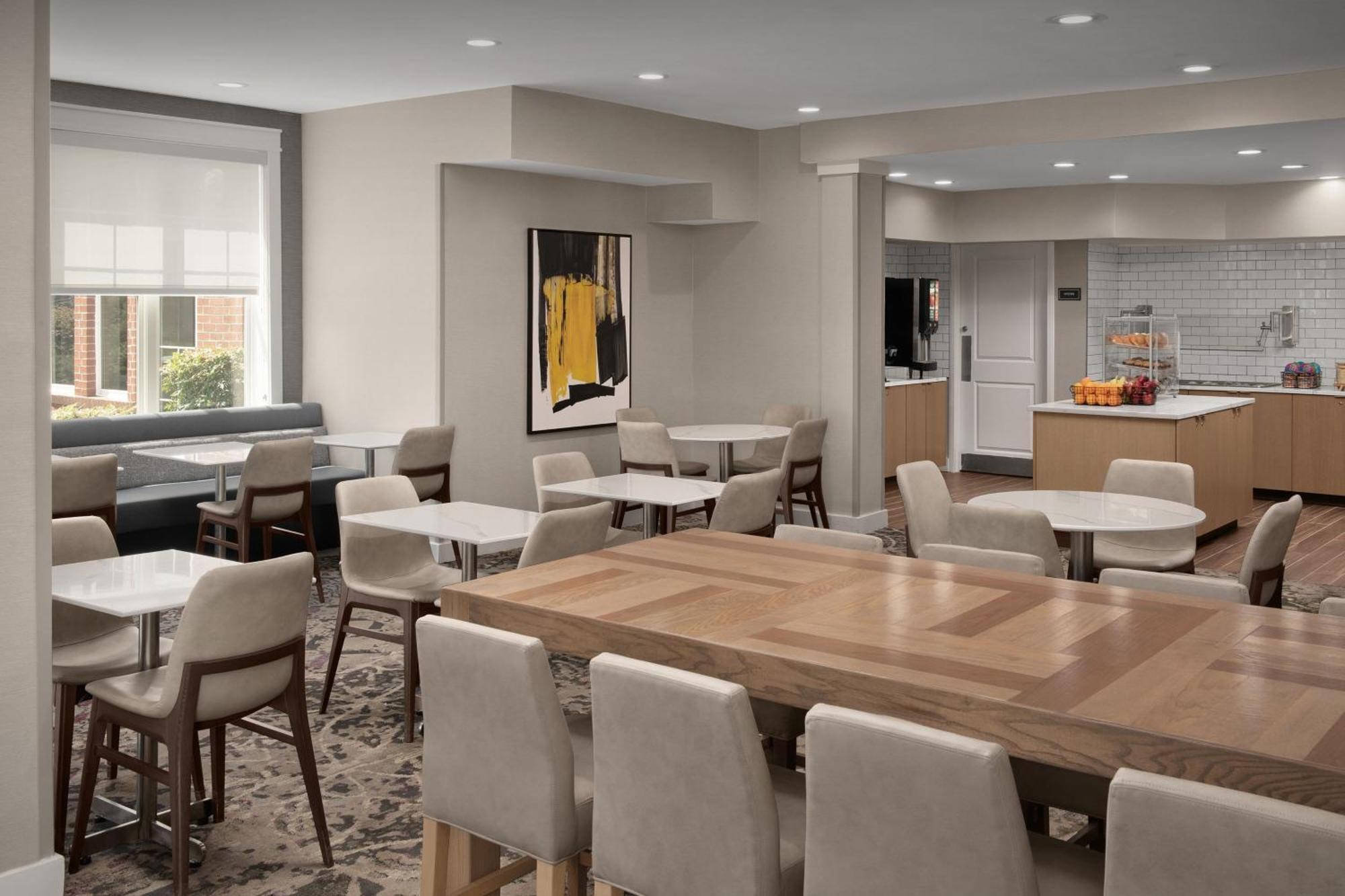 Residence Inn By Marriott Greensboro Airport Bagian luar foto