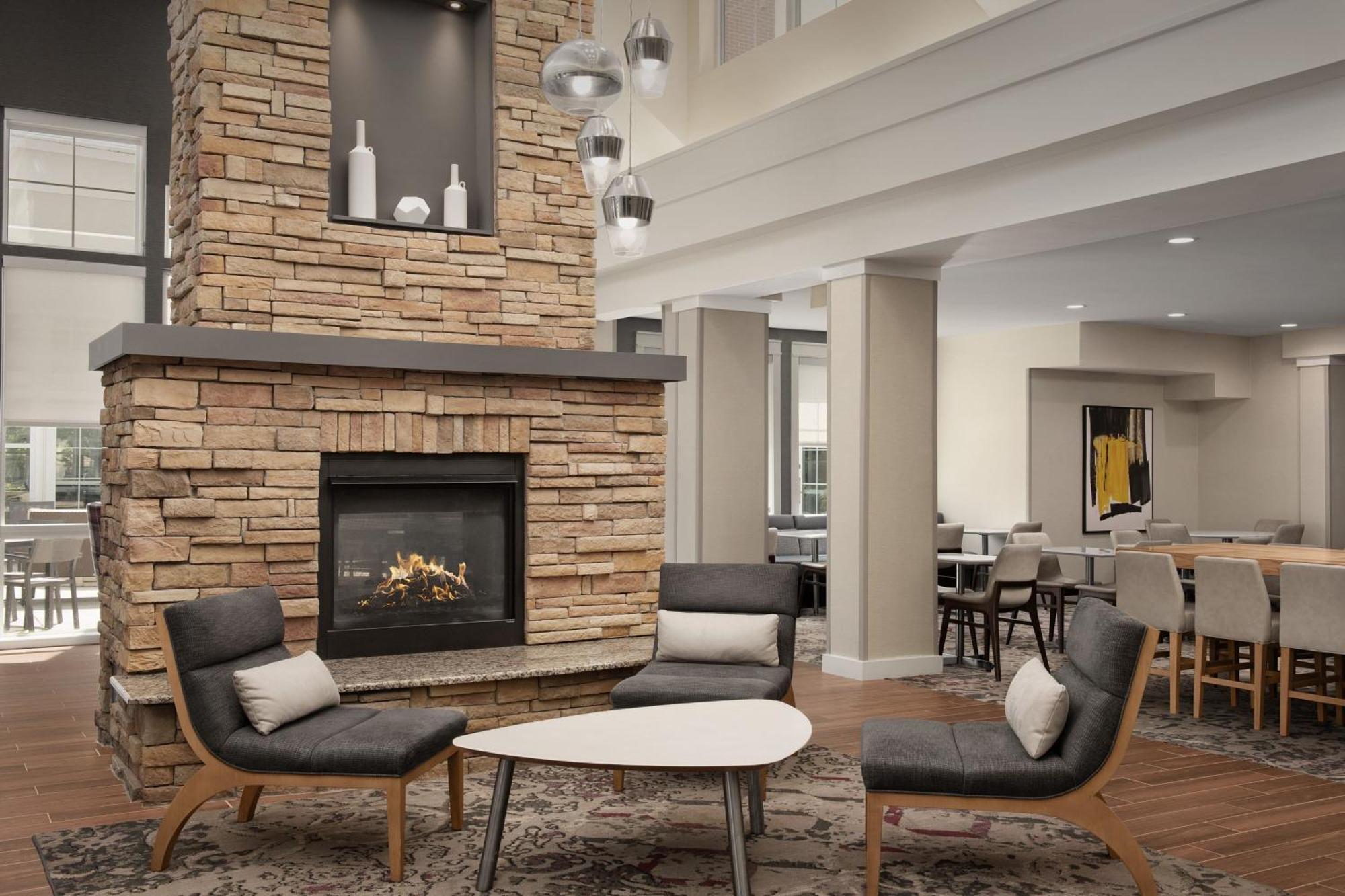 Residence Inn By Marriott Greensboro Airport Bagian luar foto