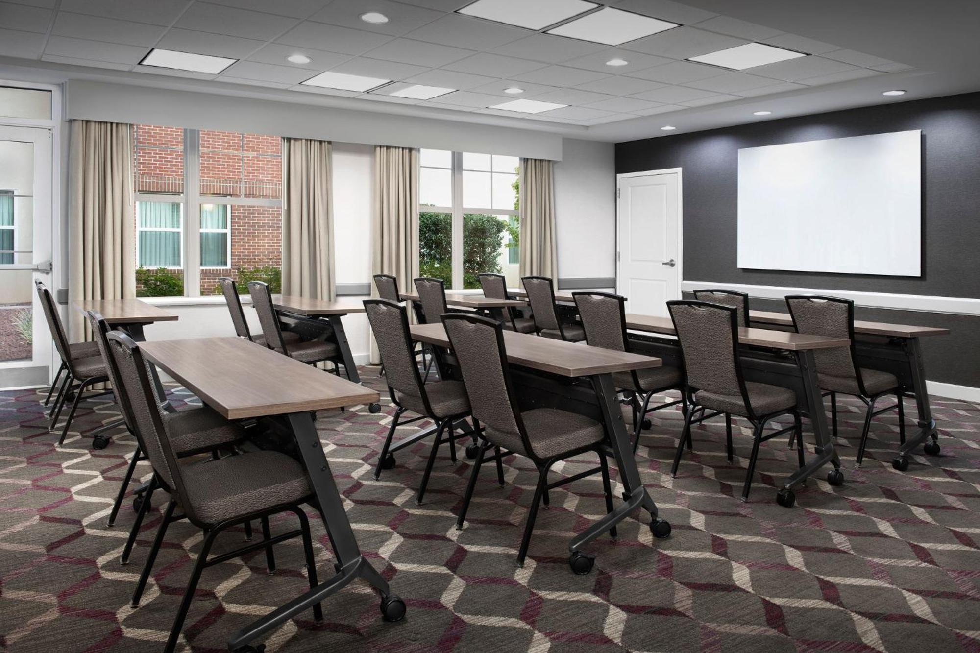 Residence Inn By Marriott Greensboro Airport Bagian luar foto