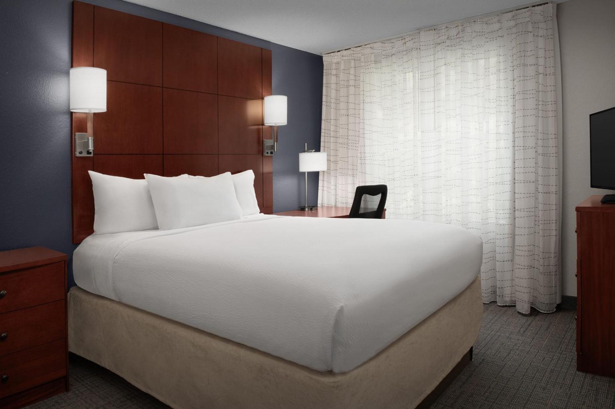 Residence Inn By Marriott Greensboro Airport Bagian luar foto