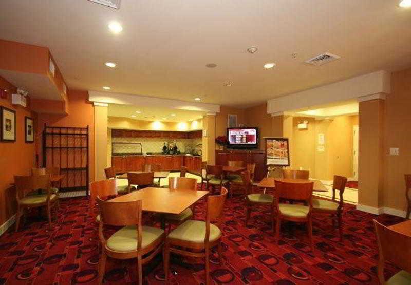 Residence Inn By Marriott Greensboro Airport Bagian luar foto