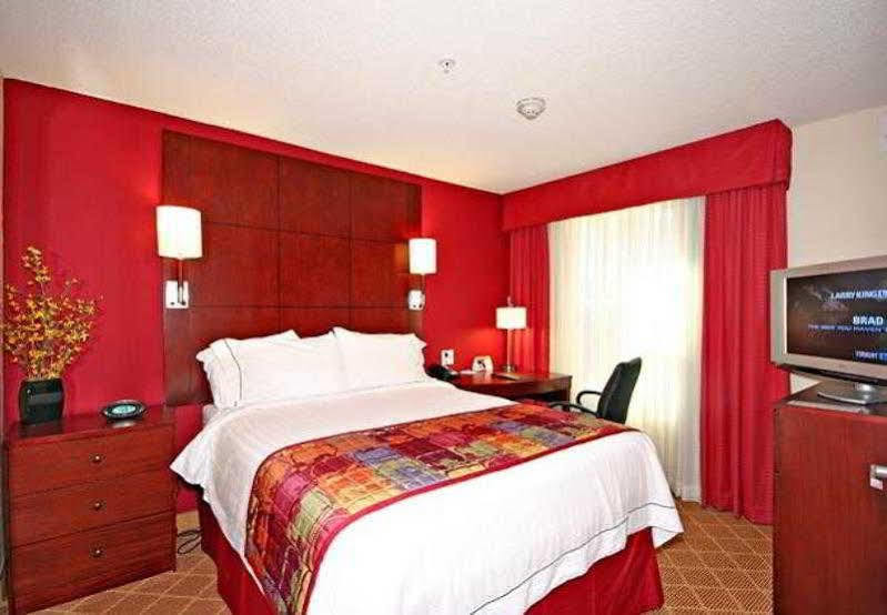 Residence Inn By Marriott Greensboro Airport Bagian luar foto